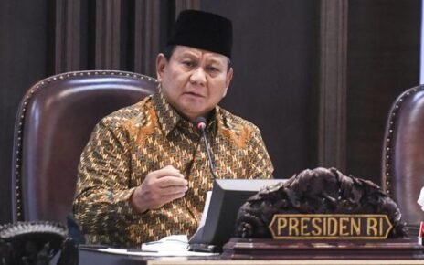 Prabowo Tetapkan Anggaran Makan Bergizi Gratis Rp10 Ribu per Anak