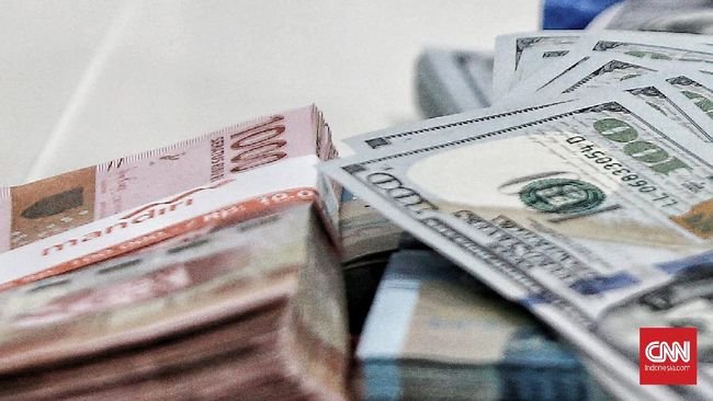 Rupiah Berotot Rp15.862 per Dolar AS Kamis Sore