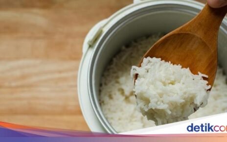 Nasi di Rice Cooker Cepat Kuning? Ini 5 Penyebabnya