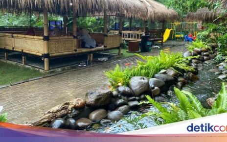 Suasana Kampung dengan Menu Tradisional Kini Digemari