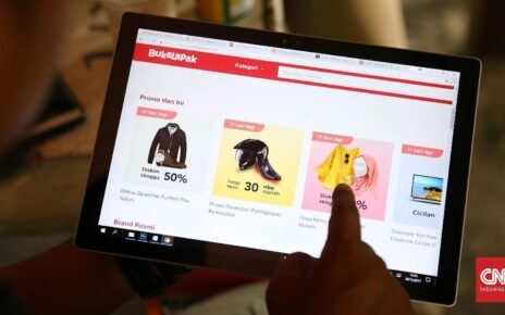 Nasib Karyawan Bukalapak Usai Marketplace Setop Jualan Baju Cs