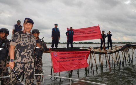 Pagar Laut Misterius 30 Km Disegel KKP Atas Perintah Prabowo