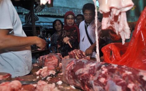 Sambut Puasa, RI Impor 27 Ribu Ton Daging Sapi dan 10 Ribu Ton Kurma