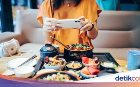 Ini 4 Hal Tak Sopan yang Sering Dilakukan Food Vlogger