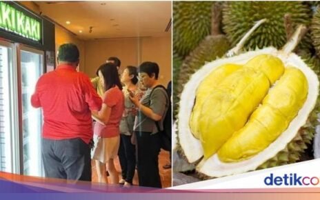 Gerai Ini Jual Durian Mao Shan Wang Pakai Mesin Otomatis