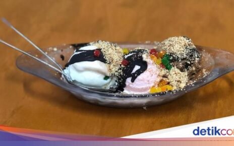 Meski Penjualnya Galak, 5 Tempat Makan Ini Tetap Laris Manis