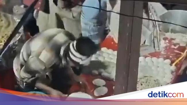 Penjual Roti Jorok Ludahi Makanan, Berakhir Ditahan Polisi!