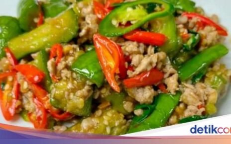 3 Resep Terong Bumbu Cabe yang Pedas Juicy Untuk Makan Siang