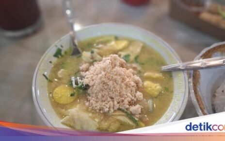 Gurih Mlekoh! Soto Ayam Lamongan Legendaris Sejak 1992