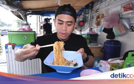 Makan Mie Sapi di Bangkok, Tanboy Kun Tambah 7 Kali