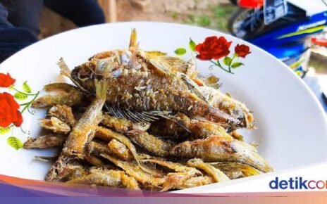 7 Menu Andalan Tempat Makan 'Ndeso' yang Bikin Ketagihan