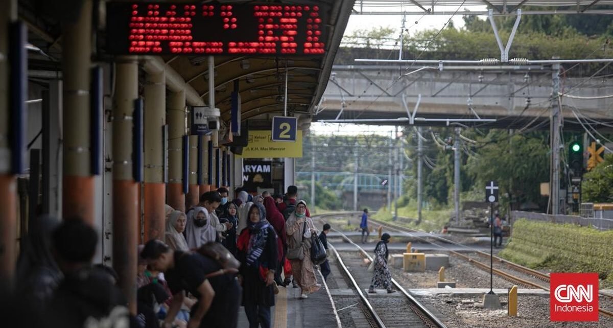 KAI Pastikan KRL Masih Berhenti di Stasiun Karet