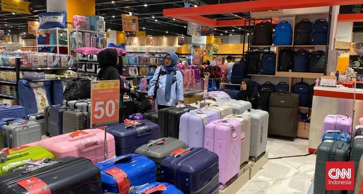 Berburu Koper Setengah Harga di Transmart Full Day Sale