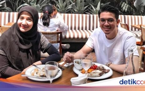 Keseruan Zaskia Sungkar Kulineran Bareng Lesti dan Raffi Ahmad