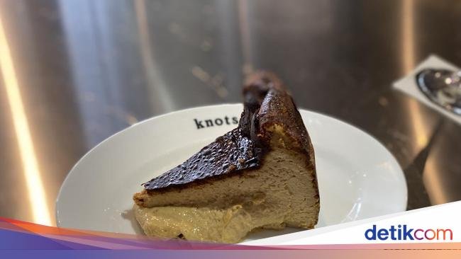 Super Lembut! Basque Cheesecake dan Mocha Mousse di Bakery Baru