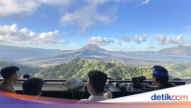 Keren! 5 Minimarket Ini Viral Gegara Punya Pemandangan Indah