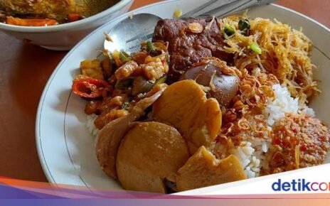 Sedep Bener! 5 Nasi Uduk Tertua dan Legendaris di Jabodetabek