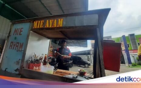 Arti Warna Gerobak Mi Ayam Biru, Coklat, dan Hijau