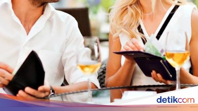 Persahabatan Wanita Ini Rusak Gegara Split Bill Makan Malam Valentine