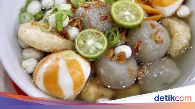 Mantap! 10 Tempat Makan Baso Aci Kenyal Gurih dan Bikin Nagih