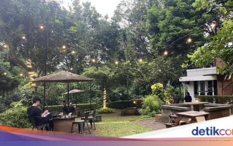 Asrinya Kafe Nuansa Puncak yang 'Tersembunyi' di Jakarta Timur