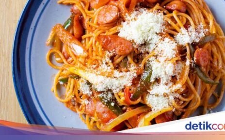 3 Resep Spaghetti Saus Tomat yang Asam Segar Mengenyangkan