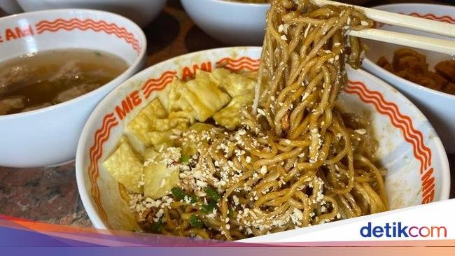 10 Bakmi Enak Kekinian Aneka Topping di Jakarta dan Sekitarnya