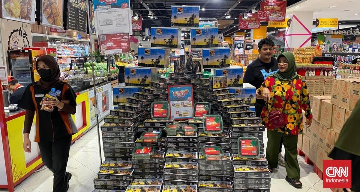 Borong, Aneka Kurma Diskon 20% di Transmart Full Day Sale