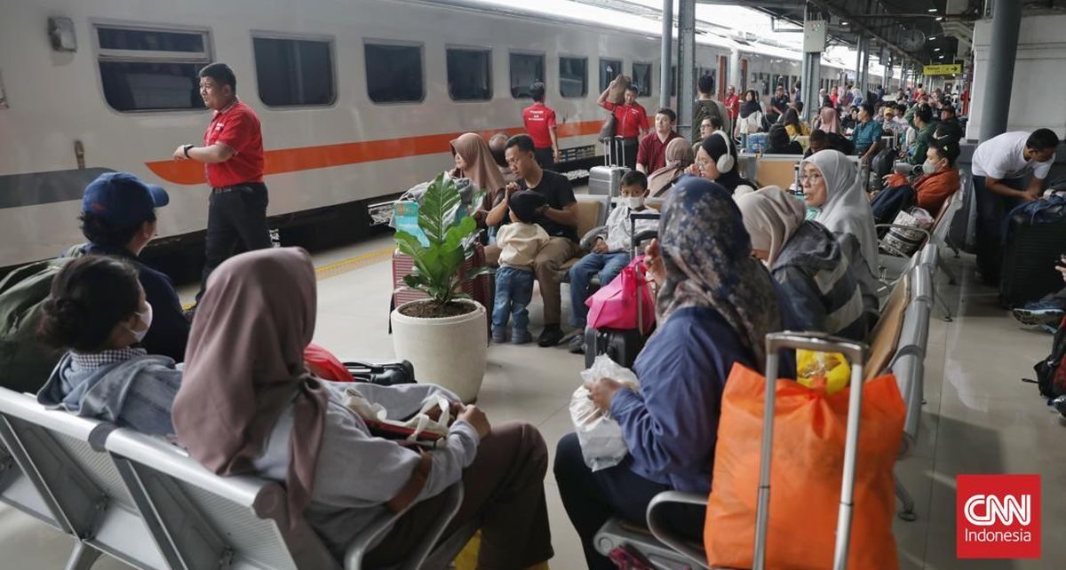 KAI Catat 2,5 Juta Tiket Kereta Lebaran Idulfitri 2025 Ludes Terjual