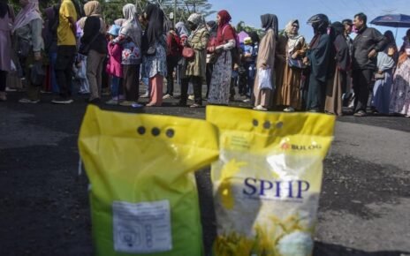 Gerakan Pangan Murah Ramadan Diserbu Warga