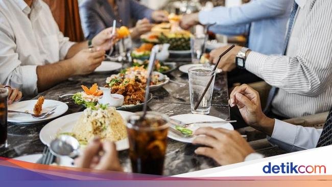 Tolak Bayar Rp 700 Ribu untuk Acara Makan Malam, Karyawan Terancam Dimutasi Senior