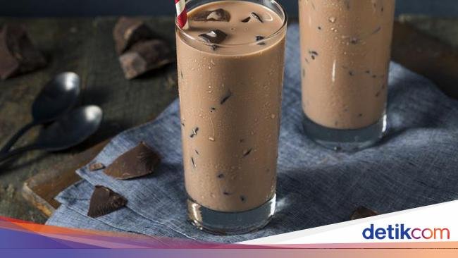 Batasi Konsumsinya! 5 Makanan dan Minuman Ini Picu Dehidrasi Saat Berpuasa