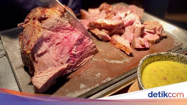 Buka Puasa dengan Wagyu Steak dan 3 Jenis Sate di Resto Tom's Aikens